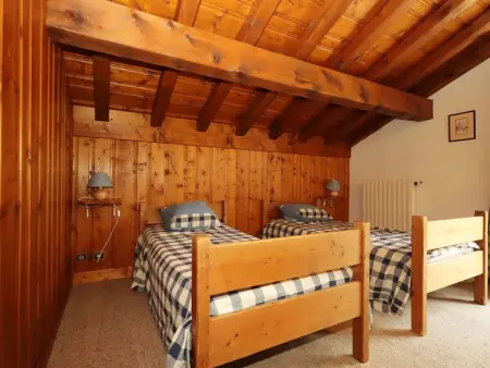 Chalet 8 pers. Saint-Antoine aux Houches, garage et jardin : photo 12
