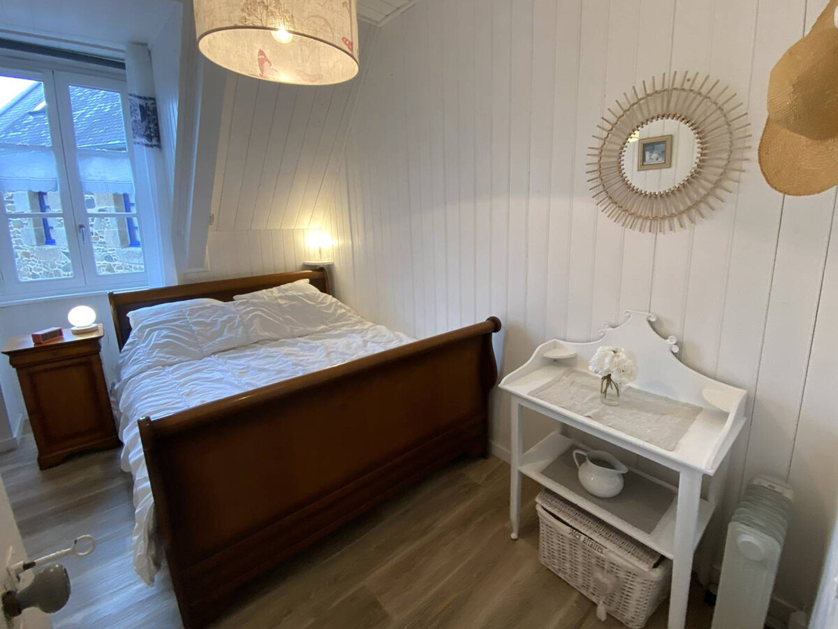 Maison de pêcheur rénovée, cour fermée, 100m du port - Photo 8