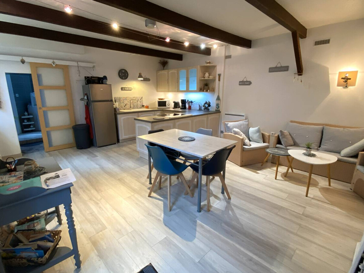Maison de pêcheur rénovée, cour fermée, 100m du port - Photo 9