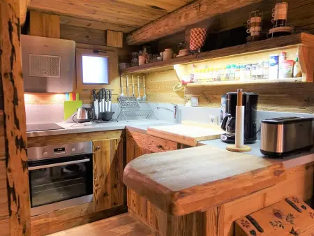 Chalet cosy 3-4 pers, idéalement situé, à 500m des pistes et 100m des commerces - Photo 1