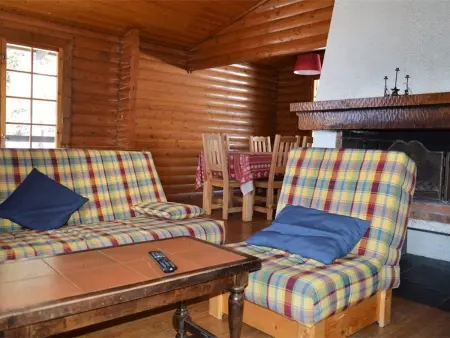 Chalet en pierre 4 faces, cheminée, 2 chambres à Bolquère : photo 2