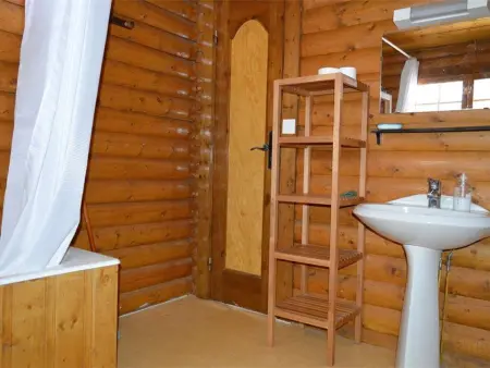 Chalet en pierre 4 faces, cheminée, 2 chambres à Bolquère : photo 5