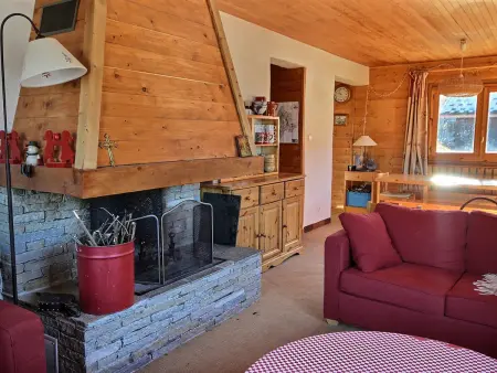 Chalet pour 10 pers, 5 pièces, parking, calme à la montagne - Photo 1