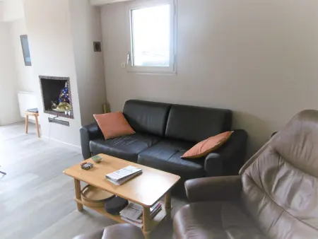 Maison rénovée 80 m², 3 pièces, proche du Golfe du Morbihan avec jardin et terrasse équipée - Photo 3
