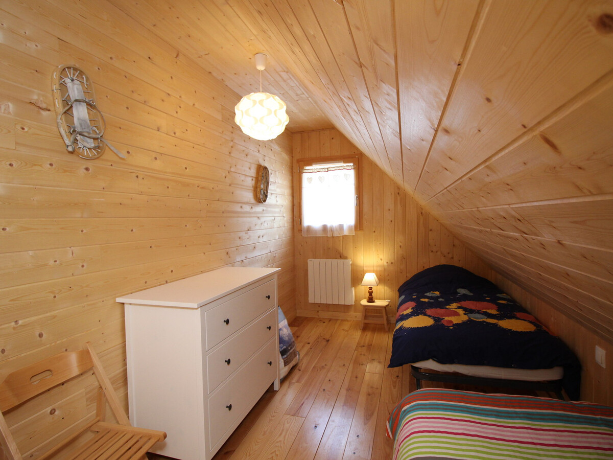 Chalet 4 chambres Mont-Dore, terrasse Sud-Est et local skis - Photo 11