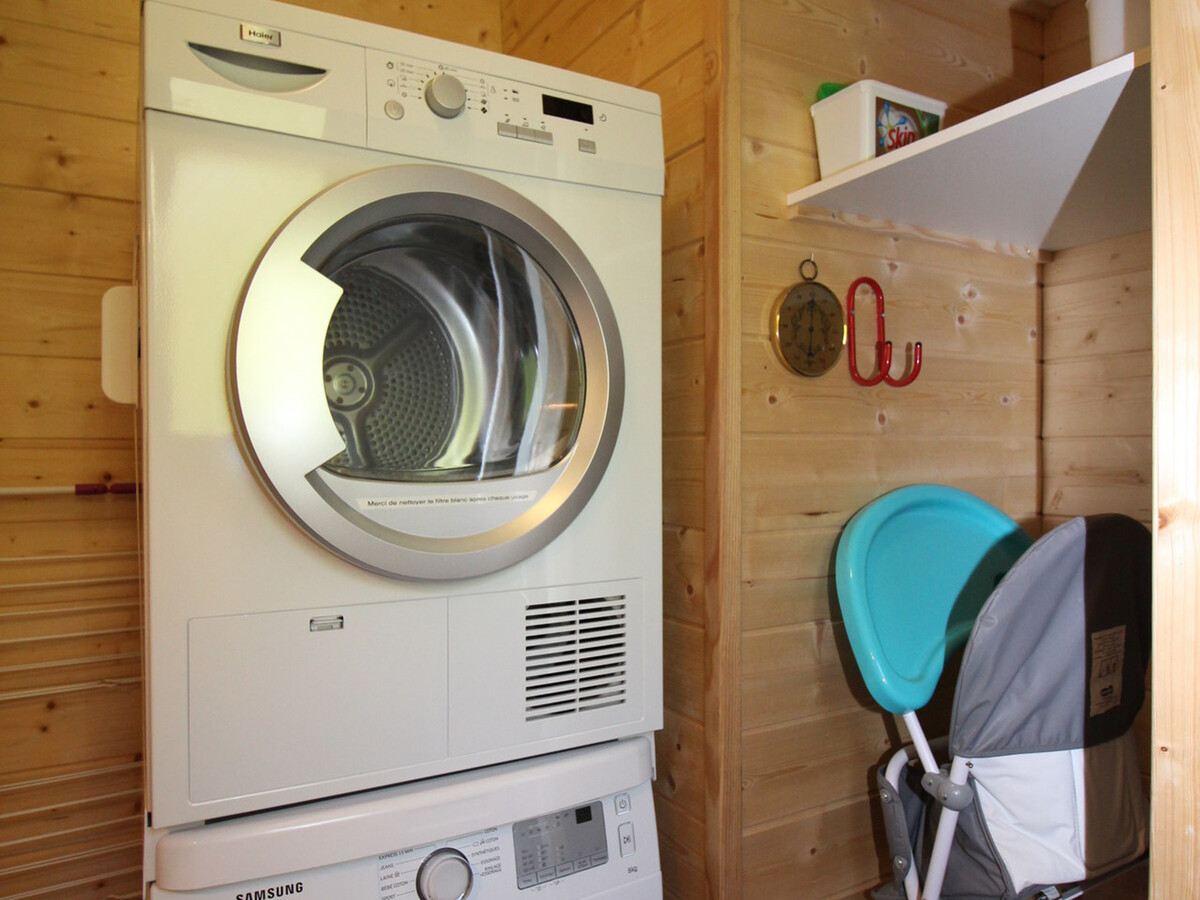 Chalet 4 chambres Mont-Dore, terrasse Sud-Est et local skis - Photo 14