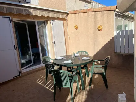 Location maison à Marseillan Plage, Maison 3 pièces, 5 couchages avec terrasse et piscine, parking privé, à Marseillan