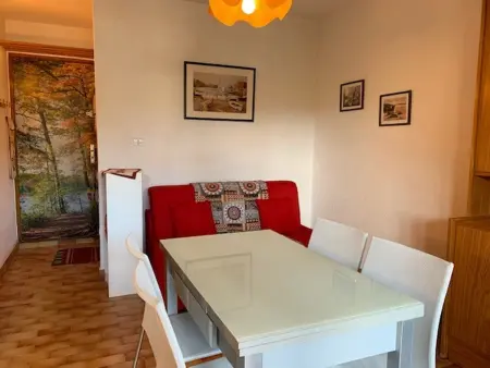 Location maison à Cap d'Agde, Joli T2 Rez-de-Jardin Avec Piscine et Parking