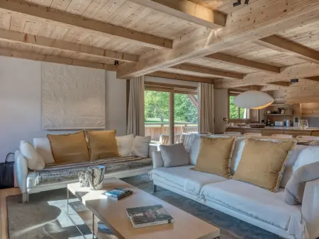 Chalet rénové 6 chambres à Megève, proche pistes Rochebrune, jardin, garage, 12 personnes - Photo 1