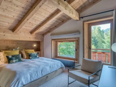 Chalet rénové 6 chambres à Megève, proche pistes Rochebrune, jardin, garage, 12 personnes - Photo 2