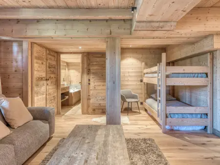 Chalet rénové 6 chambres à Megève, proche pistes Rochebrune, jardin, garage, 12 personnes - Photo 12