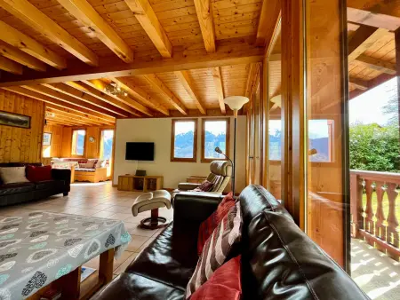 Chalet Savoyard 85m² Poêle à Bois - Vue Grand Massif : photo 2
