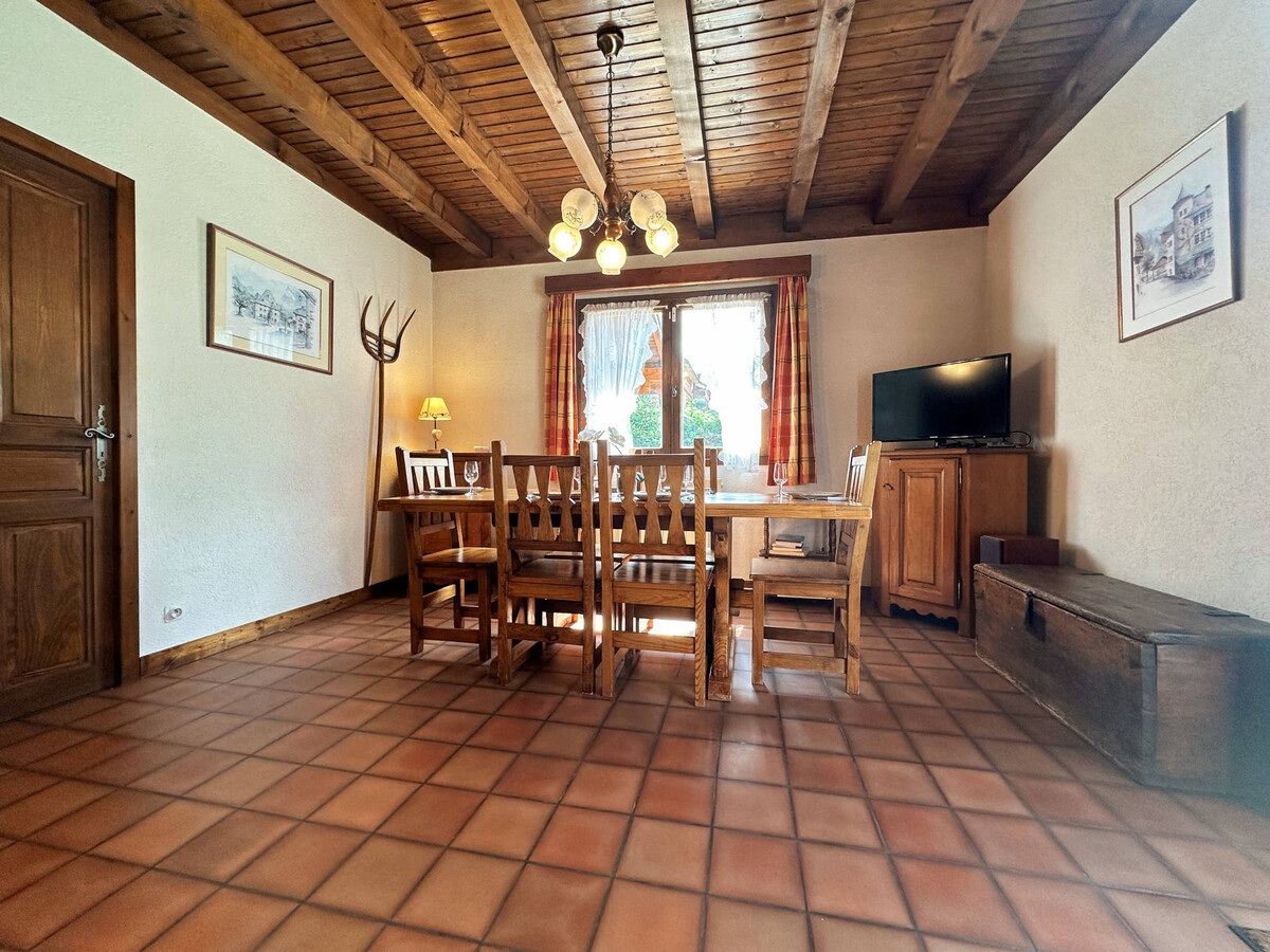 Chalet Justine à Samoëns : jardin, cheminée, 6 personnes - Photo 3