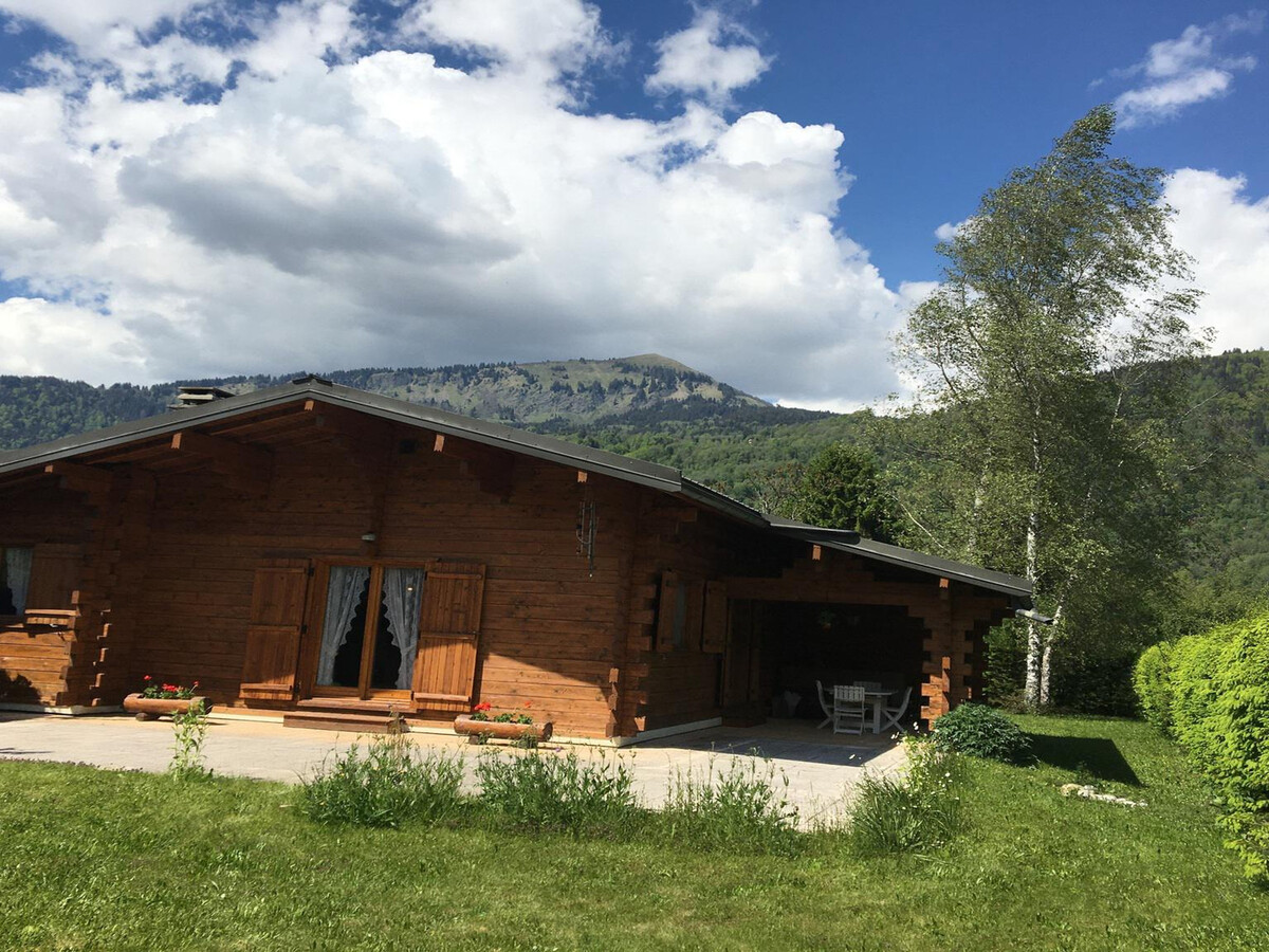 Chalet Justine à Samoëns : jardin, cheminée, 6 personnes - Photo 17