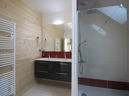 Chalet 92m² pour 10, garage électrique, Mont-Dore - Photo 8