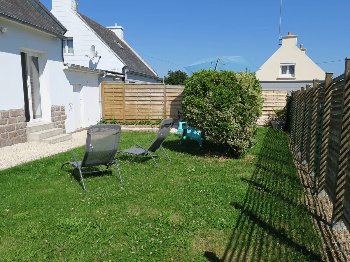 Maison rénovée 6 pers., jardin clos, 1 km port Ploumanac'h - Photo 17
