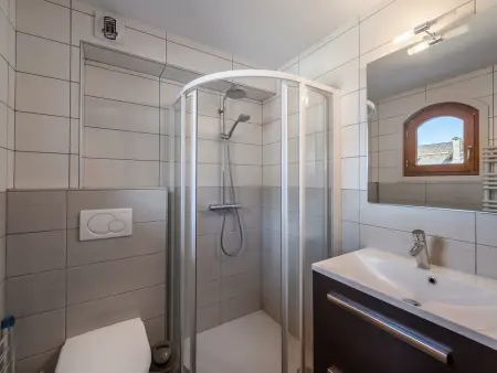 Chalet cosy au Raffort avec jardin, proche télécabines et bus, parking, animaux admis - Photo 8