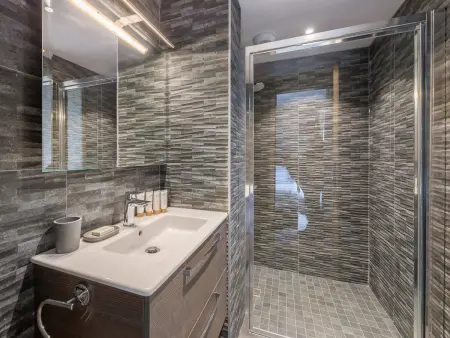 Chalet moderne à Méribel avec sauna et jacuzzi, 6 chambres - Photo 7