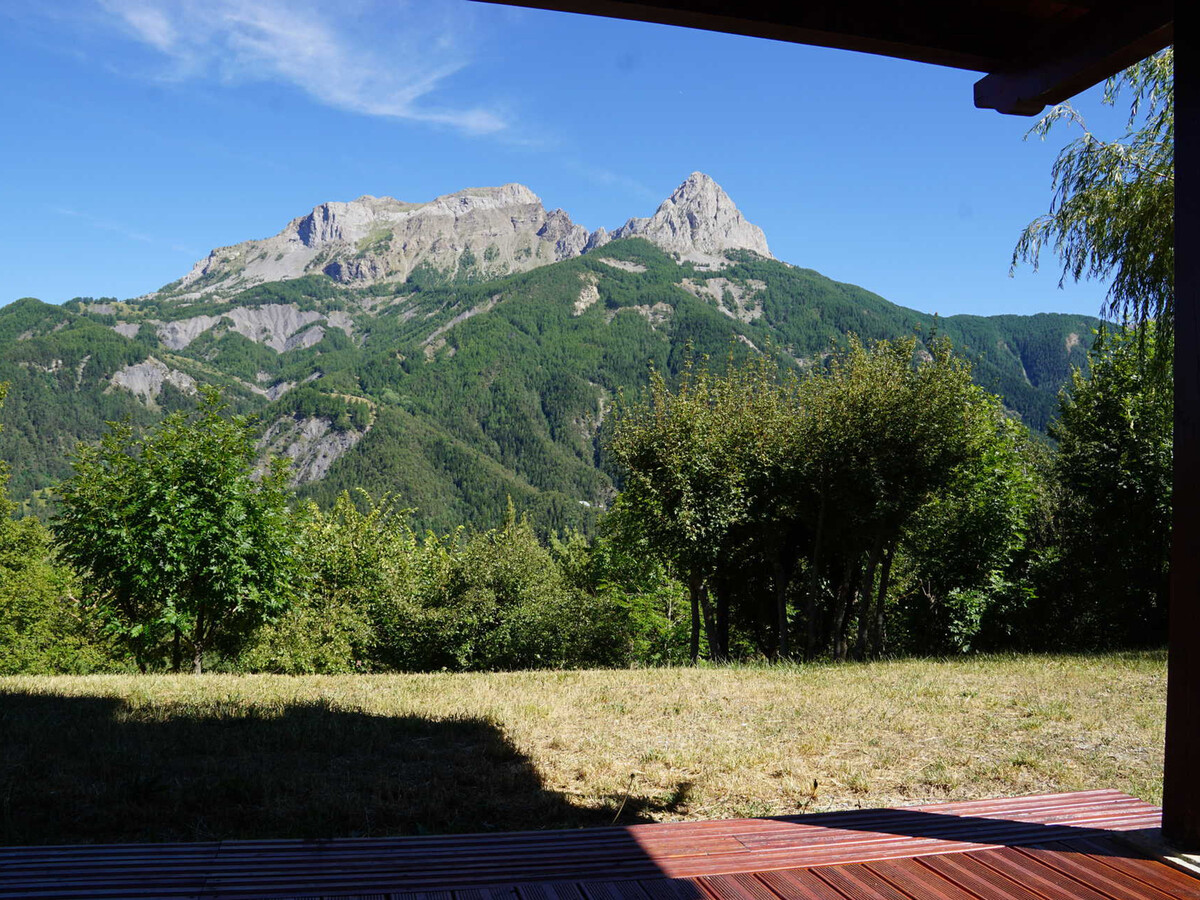 Chalet 4 chambres Pra-Loup, terrasse sud et jardin - Photo 6