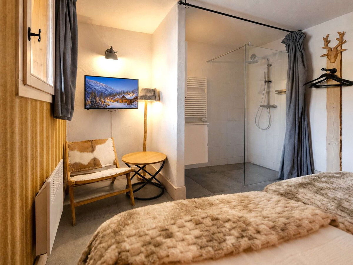 Chalet 130 m² 11 pers, 5 chambres, vue montagnes - Photo 11