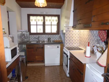 Chalet atypique pour 8 pers, animaux admis, parking - Photo 4