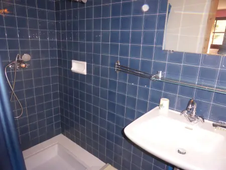 Chalet atypique pour 8 pers, animaux admis, parking - Photo 11