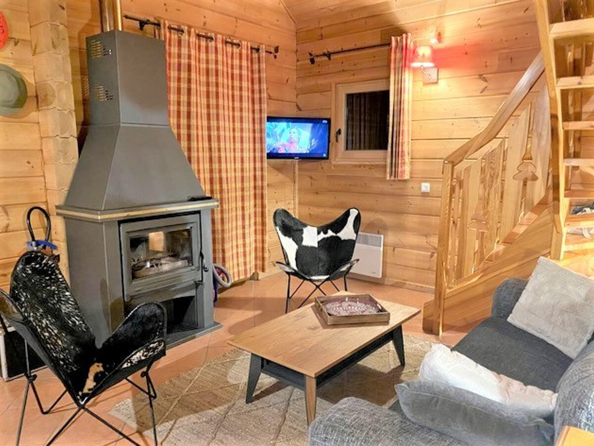 Chalet 10 pers., 4 chambres, terrasse et piscine à La Joue du Loup - Photo 1