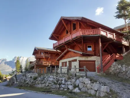Chalet spacieux 14 pers., cheminée, parking La Joue du Loup - Photo 8