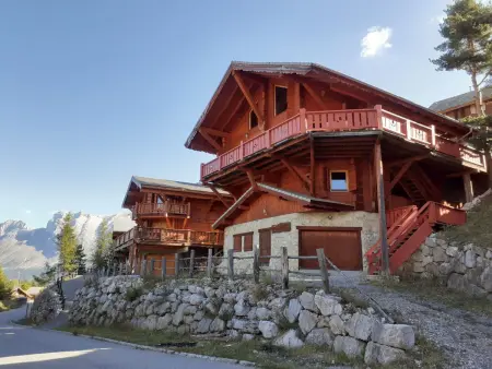 Chalet spacieux 14 pers., cheminée, parking La Joue du Loup - Photo 11