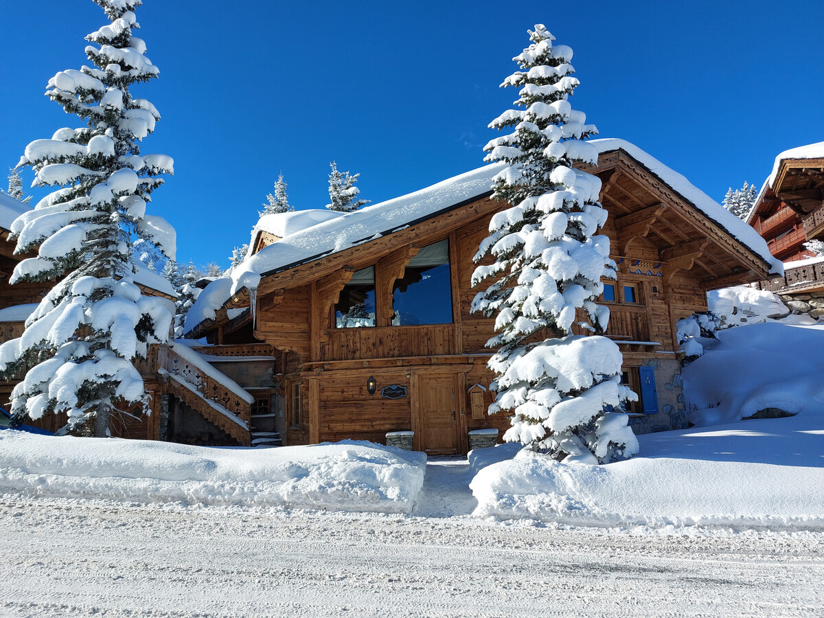 Chalet 10 pers. avec spa, jacuzzi et hammam à Courchevel - Photo 1