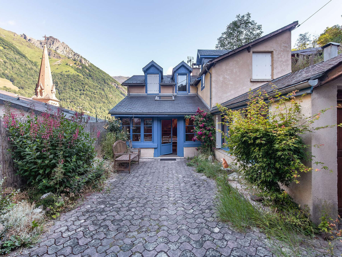 Maison 10 pers. à Cauterets, cour fermée et cheminée - Photo 2