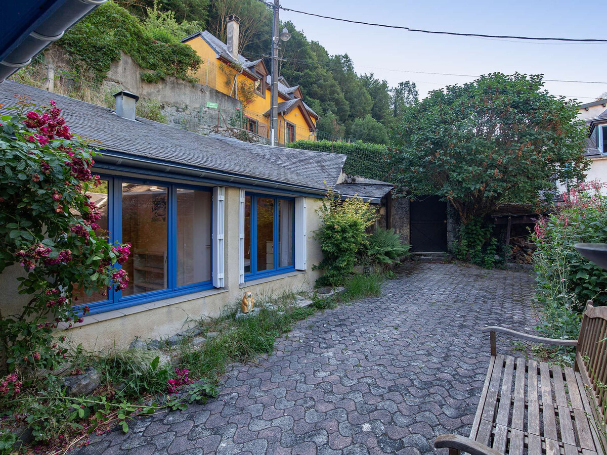 Maison 10 pers. à Cauterets, cour fermée et cheminée - Photo 3