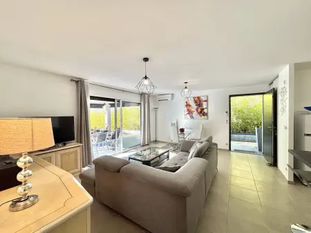 Villa Climatisée 3 Pièces avec Terrasse - À 5 min de la Plage et du Centre de Porticcio - Photo 8