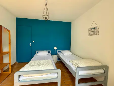 Maison Charmante Près Plage et Forêt, 5 Ch., Jardin, Parking, Quartier Calme - Photo 10