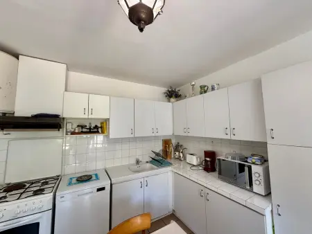 Maison Charmante Près Plage et Forêt, 5 Ch., Jardin, Parking, Quartier Calme - Photo 13