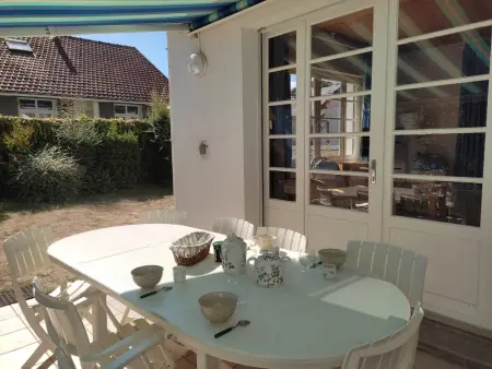 Maison Charmante Près Plage et Forêt, 5 Ch., Jardin, Parking, Quartier Calme - Photo 16