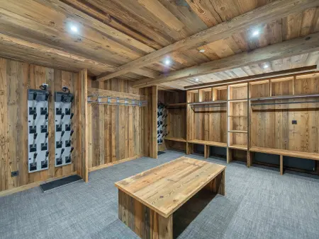 Chalet luxe 467m² piscine, sauna, cinéma aux Belleville - Photo 4