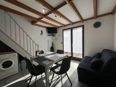 Villa T3 avec terrasse, 6 couchages, proche plage et commerces, quartier calme, parking privé - Photo 13