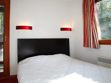 Chalet confortable avec piscine & sauna, aux pieds des pistes des Orres 1800, grand duplex pour 6 pers. - Photo 4