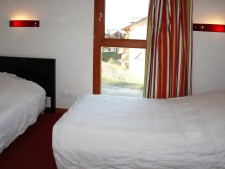 Chalet confortable avec piscine & sauna, aux pieds des pistes des Orres 1800, grand duplex pour 6 pers. - Photo 5
