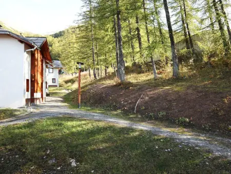 Chalet confortable avec piscine & sauna, aux pieds des pistes des Orres 1800, grand duplex pour 6 pers. - Photo 10