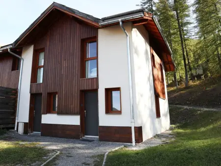 Chalet confortable avec piscine & sauna, aux pieds des pistes des Orres 1800, grand duplex pour 6 pers. - Photo 11