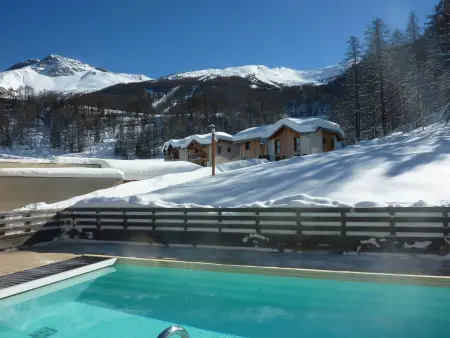 Chalet confortable avec piscine & sauna, aux pieds des pistes des Orres 1800, grand duplex pour 6 pers. - Photo 13