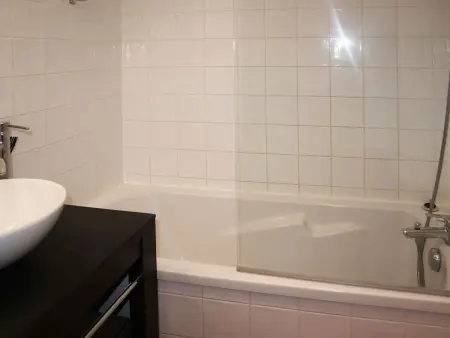 Chalet mitoyen avec piscine, sauna, hammam, départ des pistes, 2 chambres, balcon, Les Orres 1800 - Photo 6