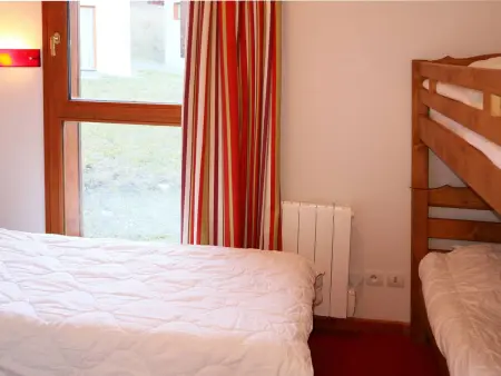 Chalet cosy 6 pers. avec piscine, sauna, hammam et balcon – Les Orres 1800 - Photo 5
