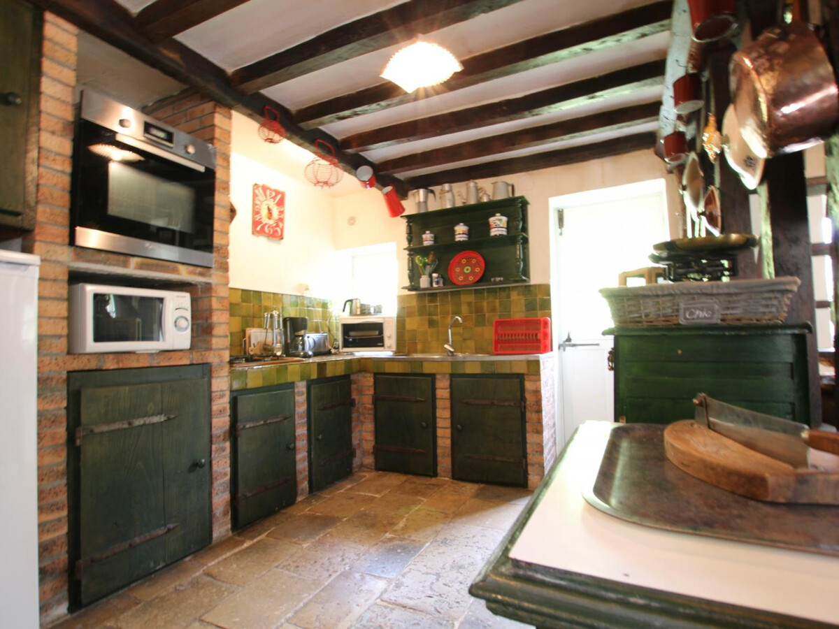 Maison normande au toit de chaume avec étang à Jullouville - Photo 3