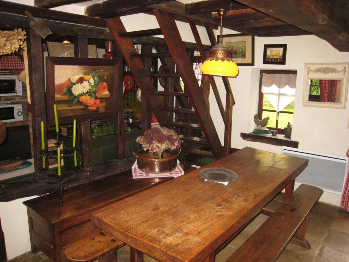 Maison normande au toit de chaume avec étang à Jullouville - Photo 6
