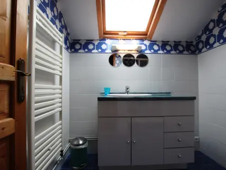 Maison de village avec vue mer et table ping-pong : photo 10