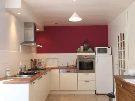 Maison de campagne à Saint-Loup avec jardin, Gîte 7 personnes à Saint Loup : photo 9