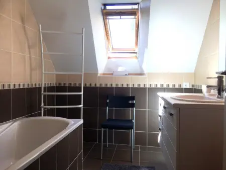 Maison de campagne à Saint-Loup avec jardin, Gîte 7 personnes à Saint Loup : photo 12